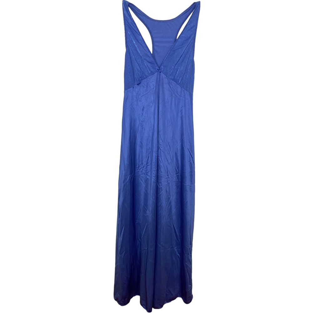 Beautiful Long Silky Dress 💙